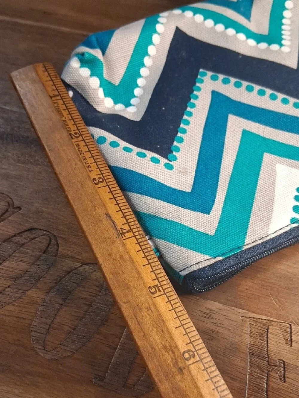 thirty-one Teal Navy Gray Chevron Cosmetic Pouch